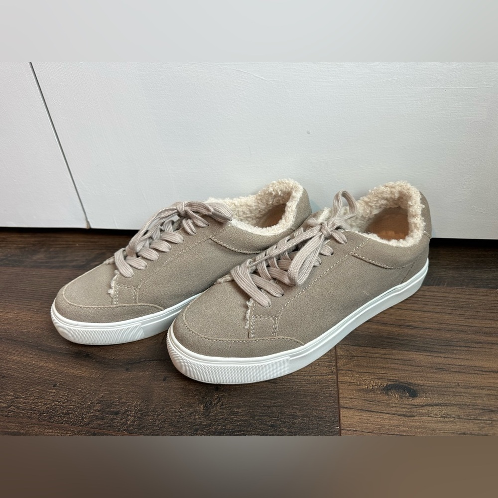 Birdies Cardinal Sherpa Lined Sneakers Dune Size 10